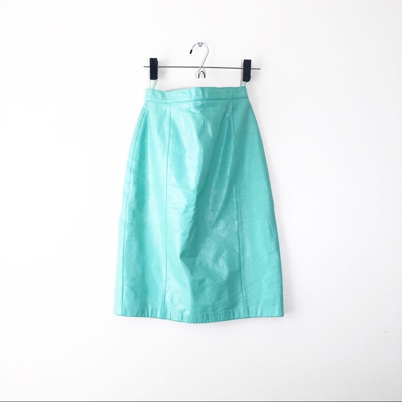 Wilsons Leather Dresses & Skirts - WILSONS LEATHER mint vintage high waist blue skirt